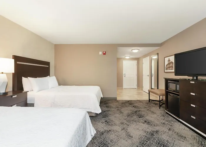 Hampton Inn Portland Downtown Waterfront